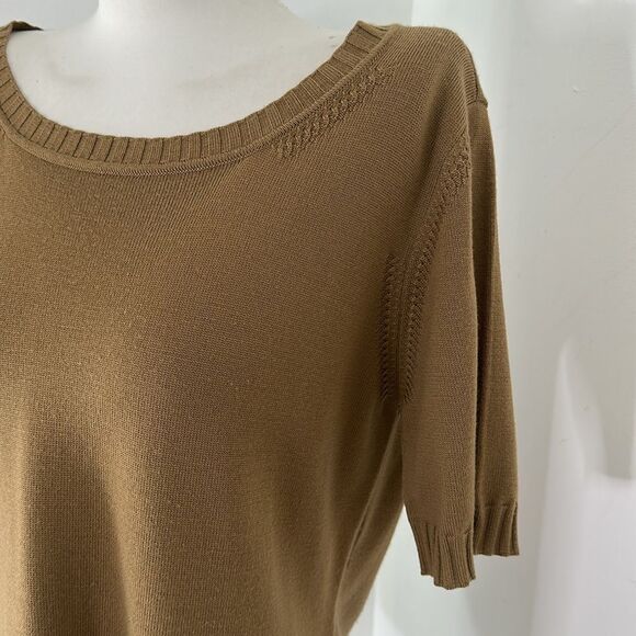 ESCADA Elevated Basic Neutral Wool Blouse - Picture 6 of 6